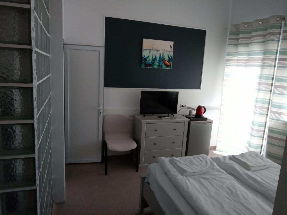 Hunedoara Sport Confort Hotel Экстерьер фото